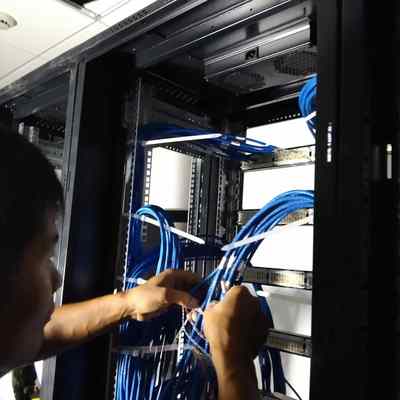 八年经验弱电安防大工，带团队专业施工，助力杭州智能工程建设